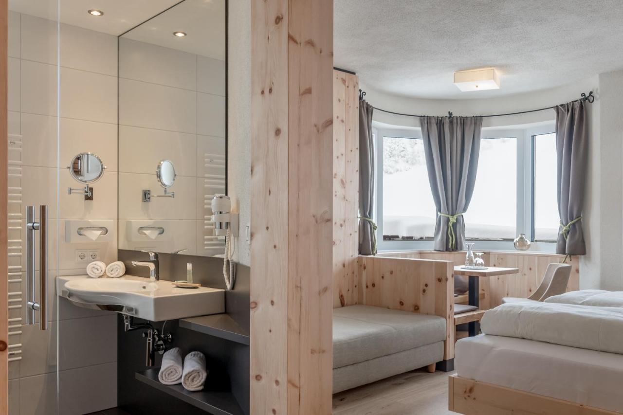 Hotel Garni Pirchhuett Obergurgl Extérieur photo